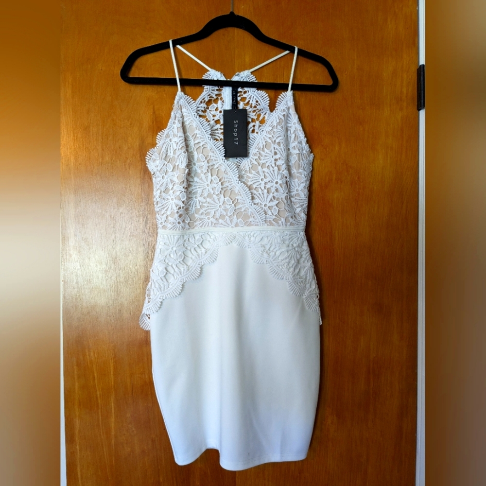 Shop 17 Lace Mini Dress size Medium